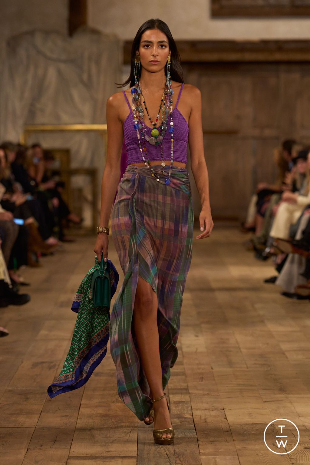 Fashion Week New York Spring/Summer 2024 look 34 from the Ralph Lauren collection 女装