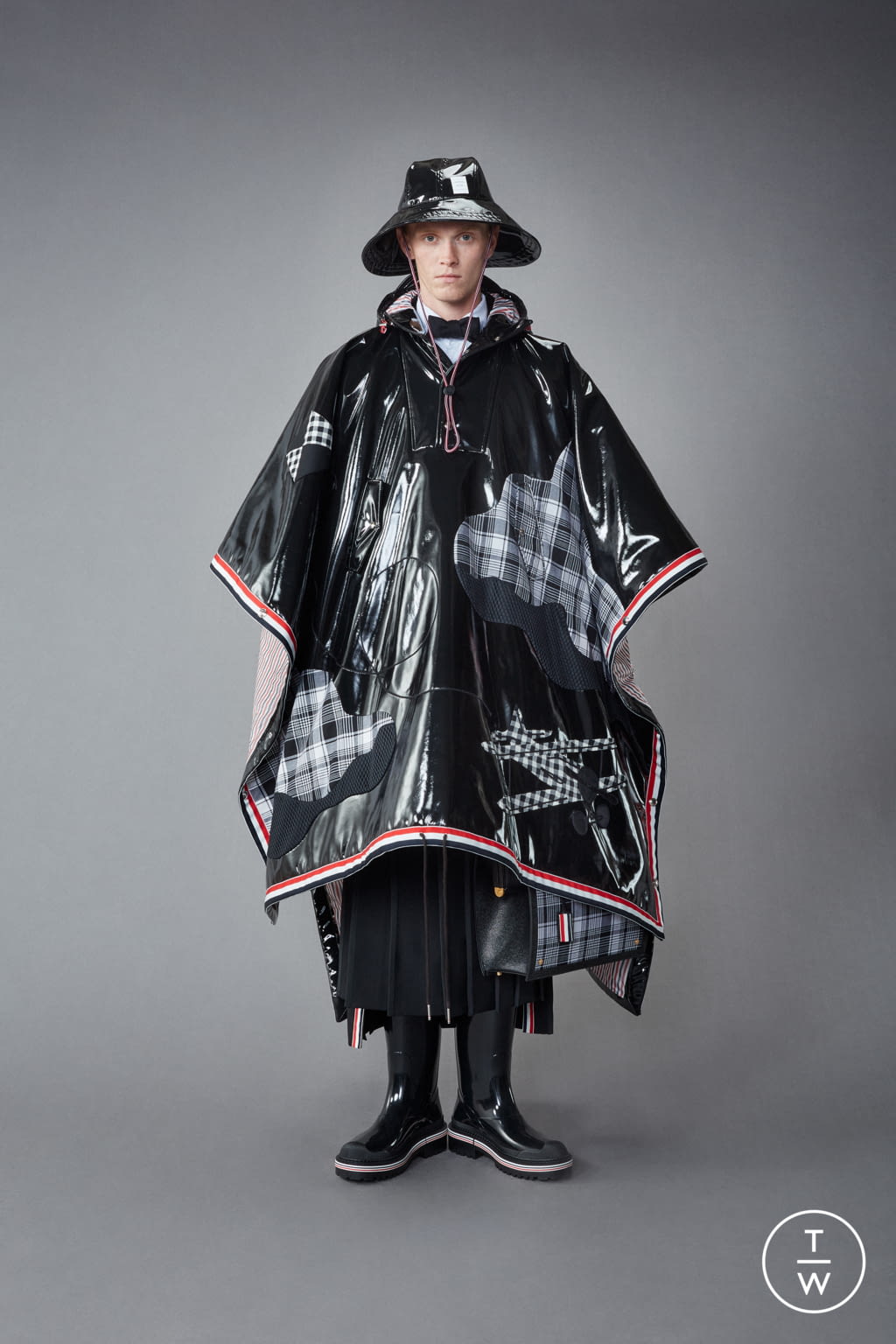 Fashion Week Paris Resort 2022 look 34 from the Thom Browne collection menswear