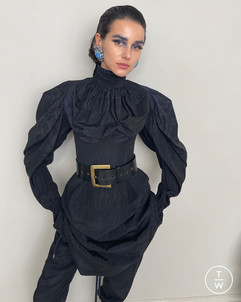 Fashion Week Paris Fall/Winter 2021 look 34 de la collection Andreas Kronthaler for Vivienne Westwood womenswear