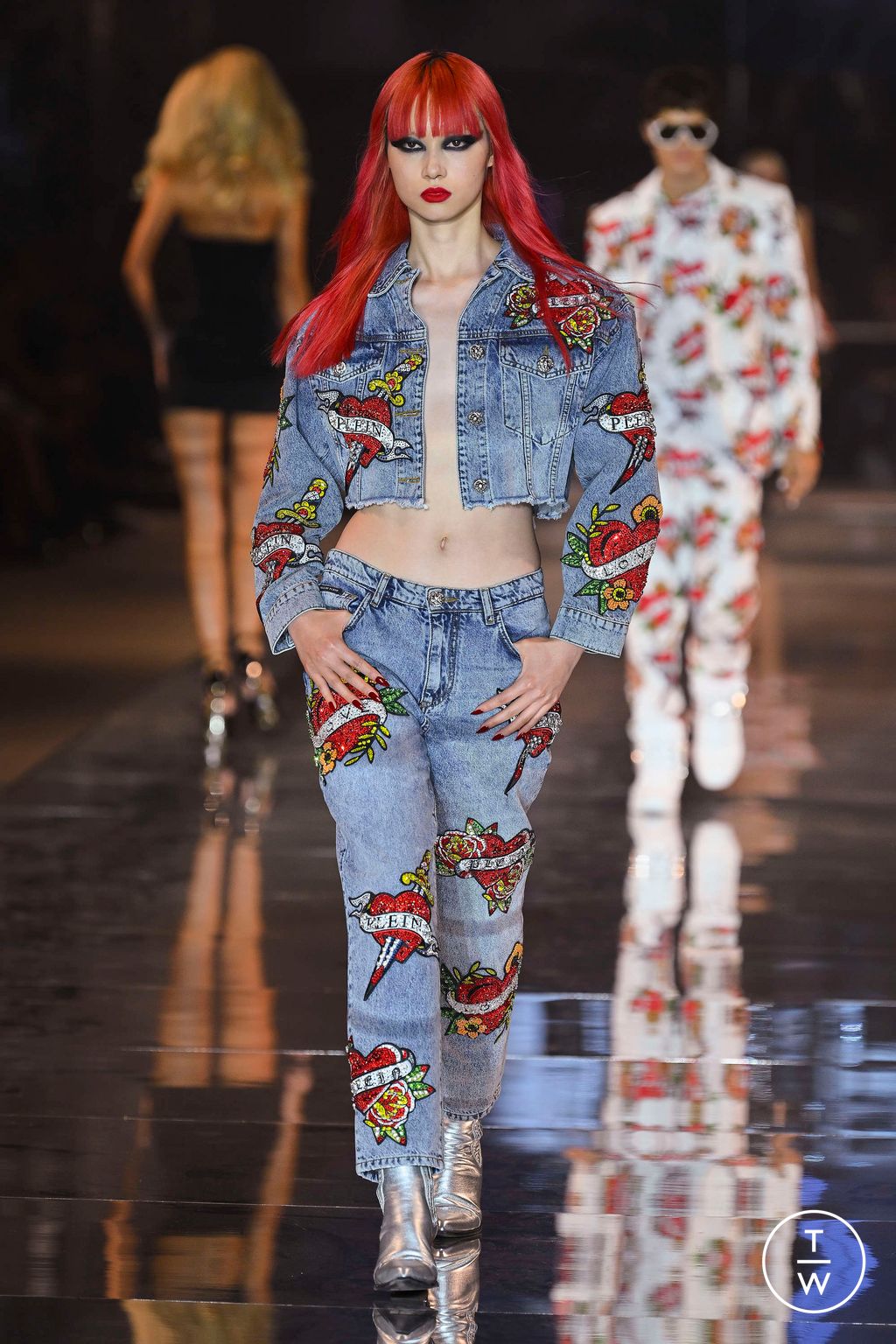 Fashion Week Milan Spring/Summer 2023 look 49 from the Philipp Plein collection 女装