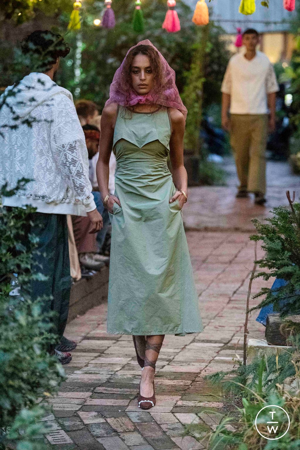 Fashion Week London Spring/Summer 2023 look 15 from the Paria Farzaneh collection womenswear