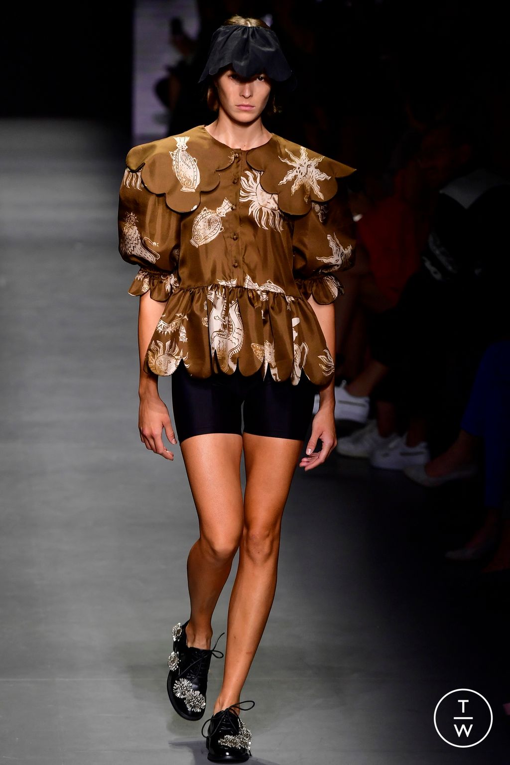 Fashion Week Milan Spring/Summer 2023 look 7 from the BUDAPEST SELECT collection 女装