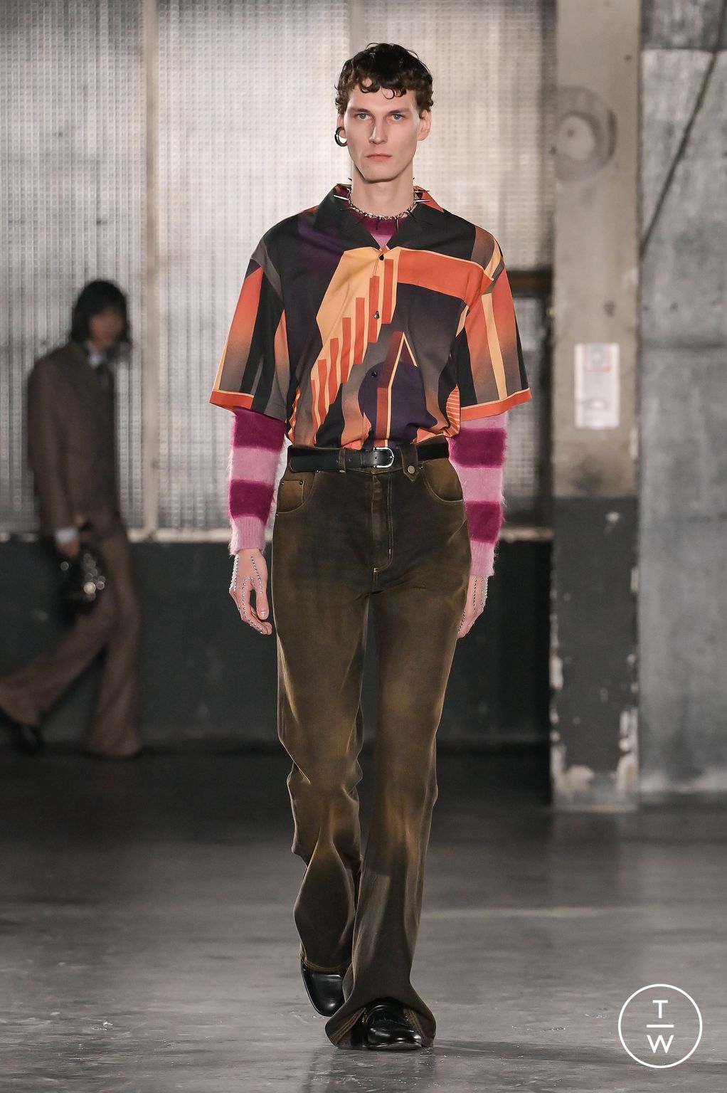 Fashion Week Paris Fall/Winter 2023 look 30 from the EGONlab collection menswear