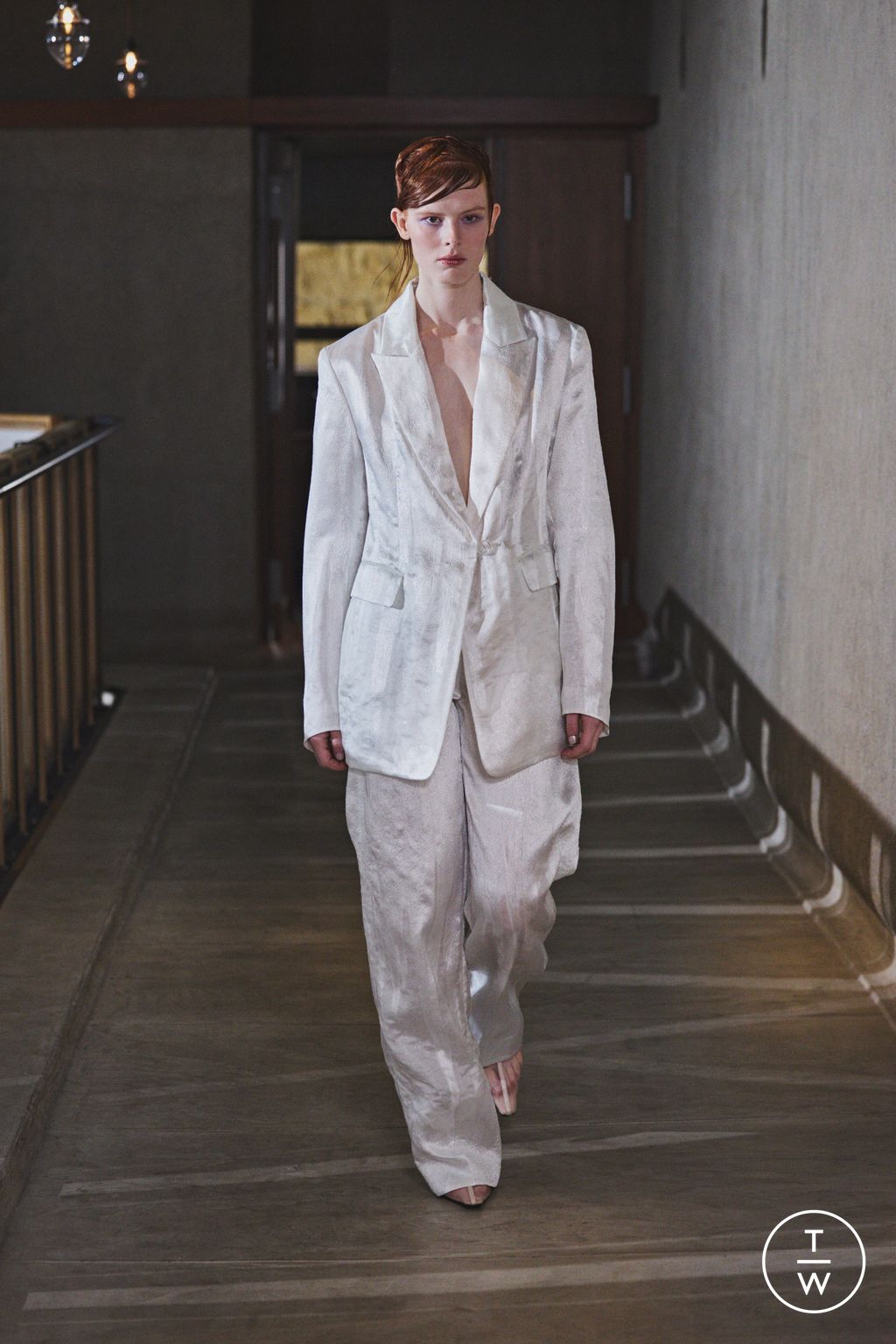 Fashion Week Paris Spring/Summer 2026 look 34 from the Mame Kurogouchi collection womenswear