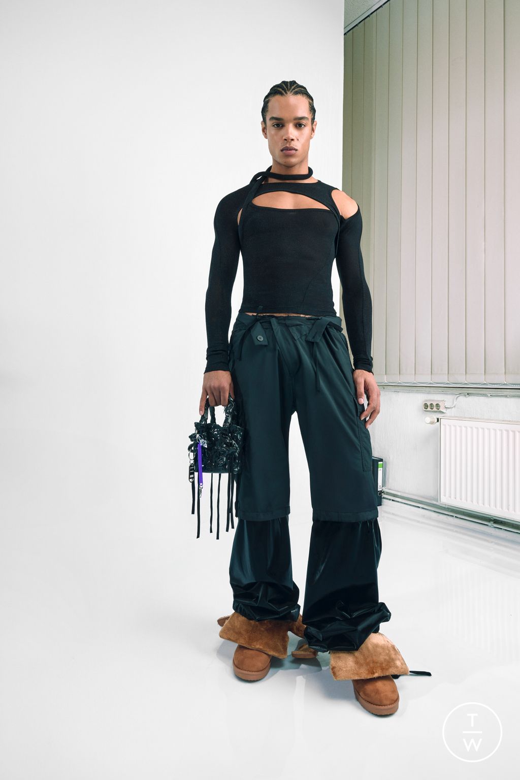 Fashion Week Paris Pre-Fall 2024 look 34 from the Ottolinger collection 女装