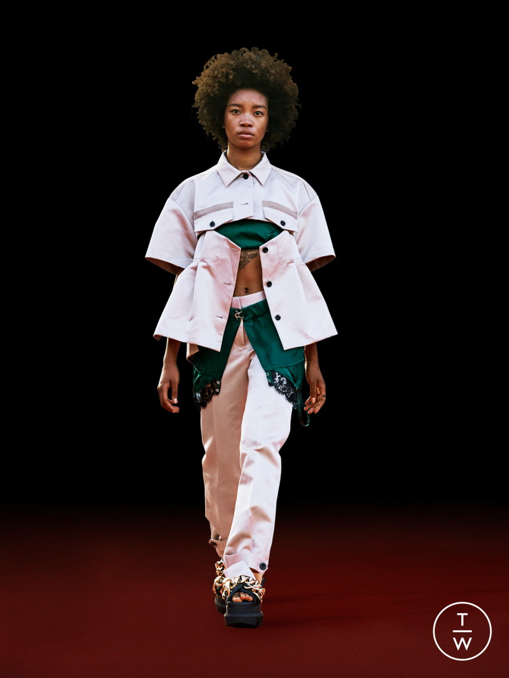 Fashion Week Paris Spring/Summer 2022 look 35 from the Sacai collection 女装