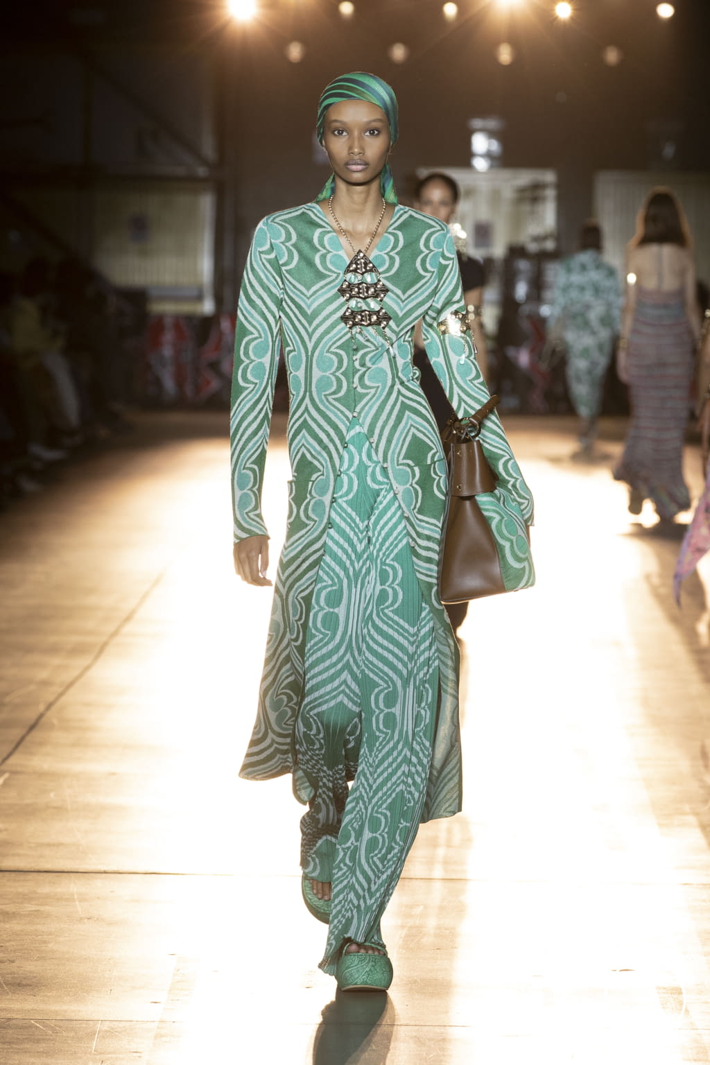 Fashion Week Milan Spring/Summer 2022 look 35 from the Etro collection womenswear