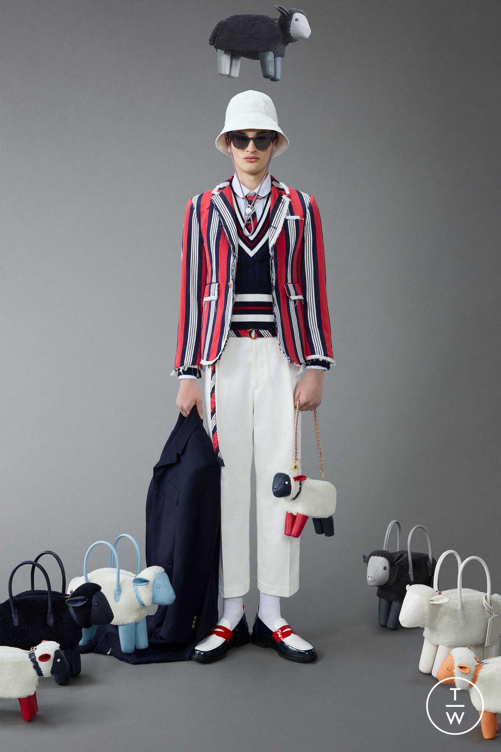 Fashion Week New York Resort 2024 look 35 from the Thom Browne collection 男装