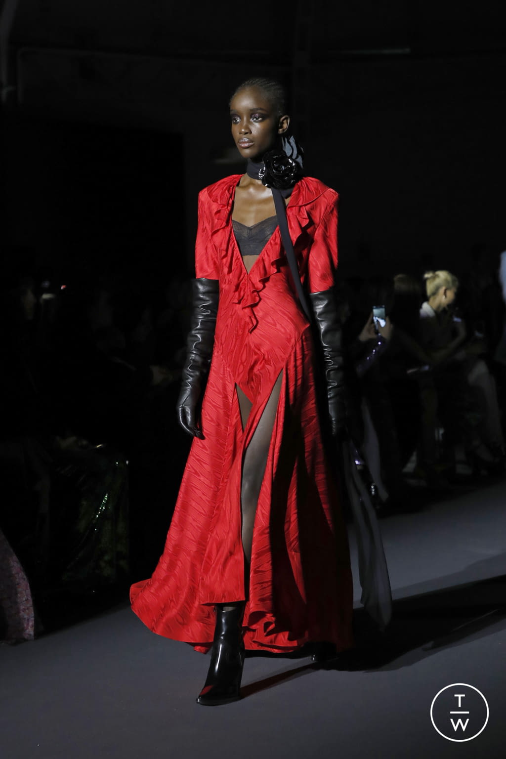 Fashion Week Milan Fall/Winter 2022 look 36 from the Philosophy di Lorenzo Serafini collection womenswear