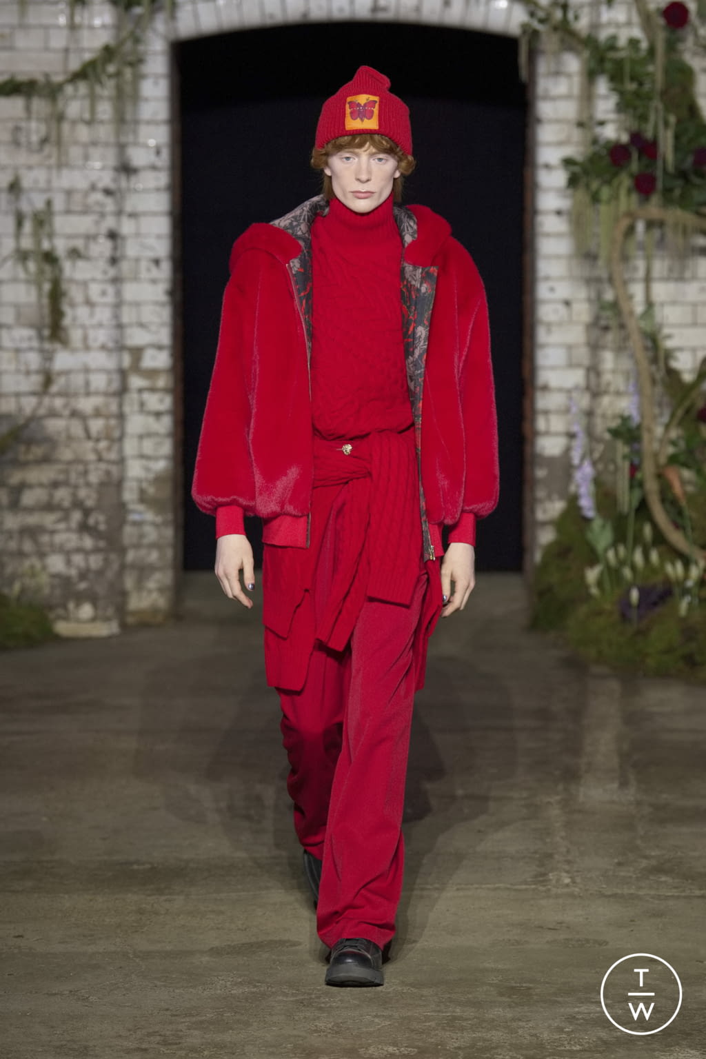 Fashion Week London Fall/Winter 2022 look 35 from the MITHRIDATE collection womenswear