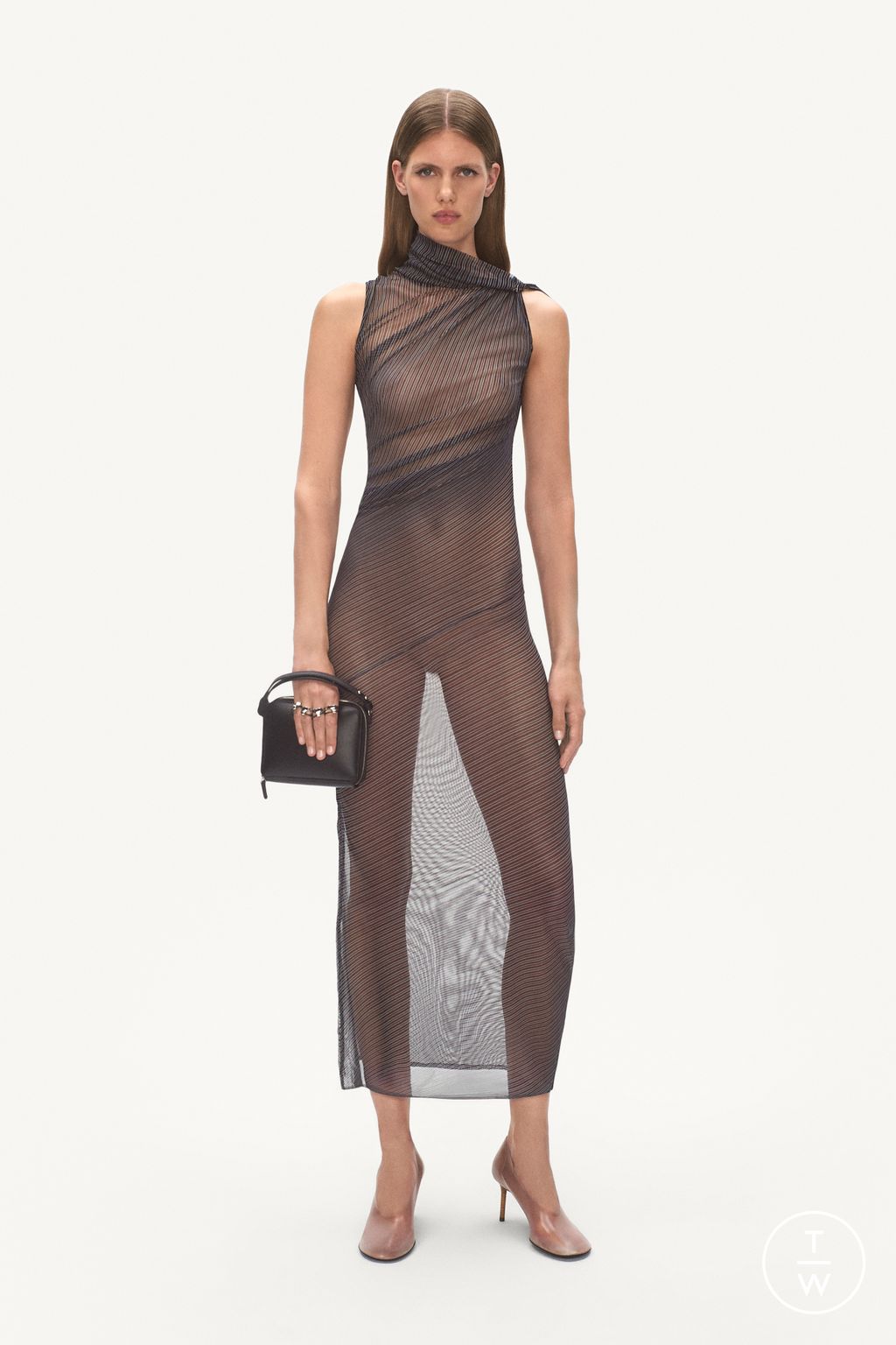 Fashion Week Paris Resort 2025 look 35 from the Courrèges collection womenswear