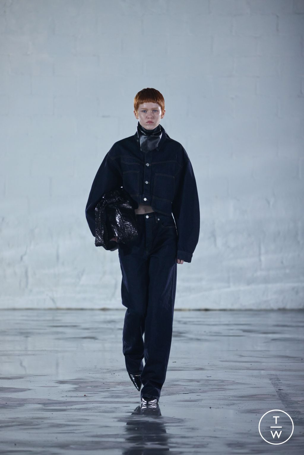 Fashion Week New York Fall/Winter 2023 look 33 from the Helmut Lang collection womenswear