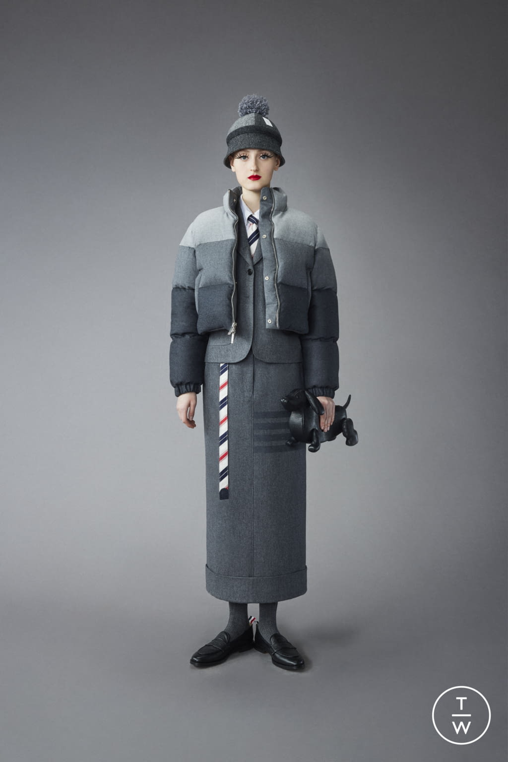 Fashion Week New York Pre-Fall 2022 look 36 from the Thom Browne collection womenswear