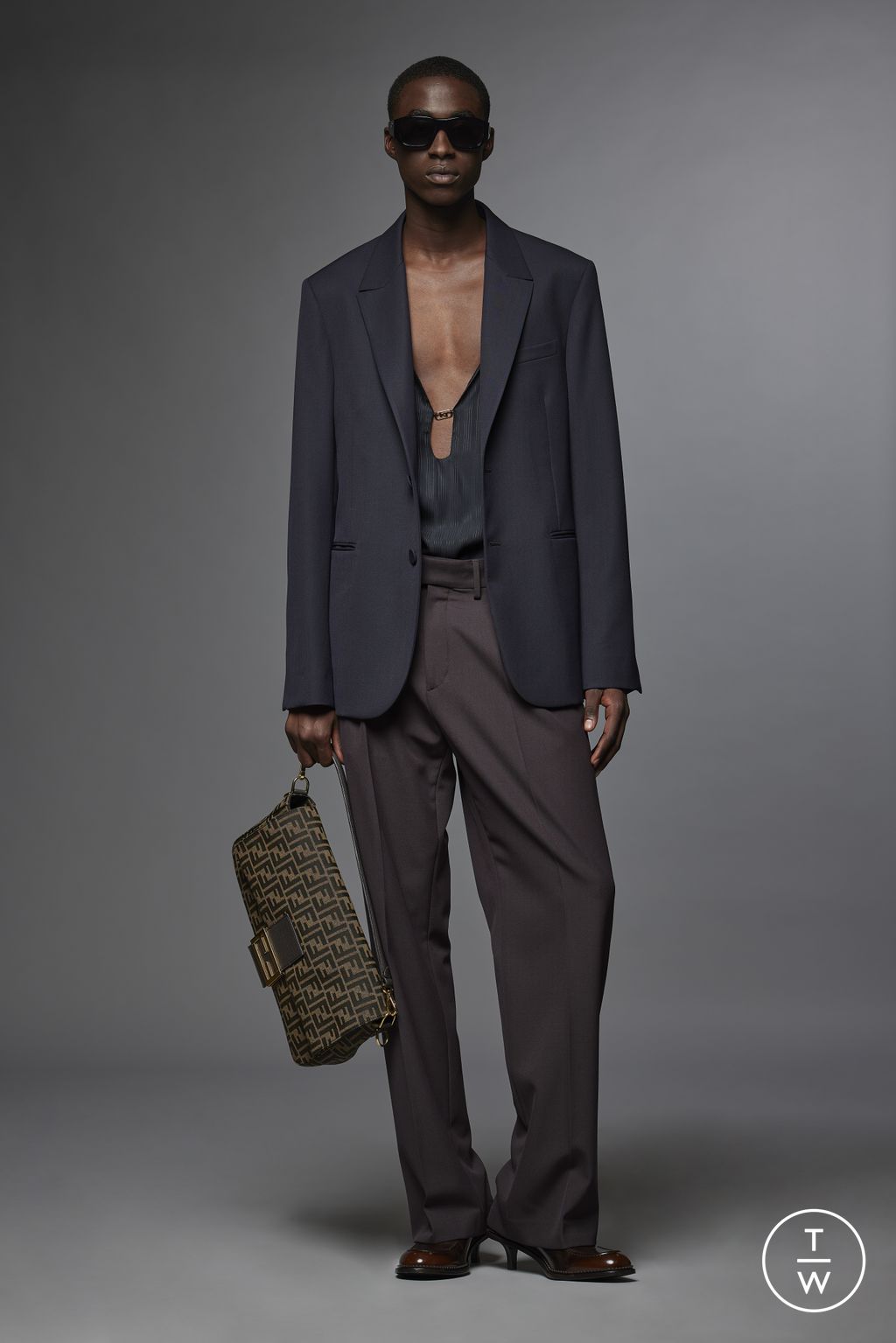 Fashion Week Milan Resort 2024 look 36 from the Fendi collection 女装
