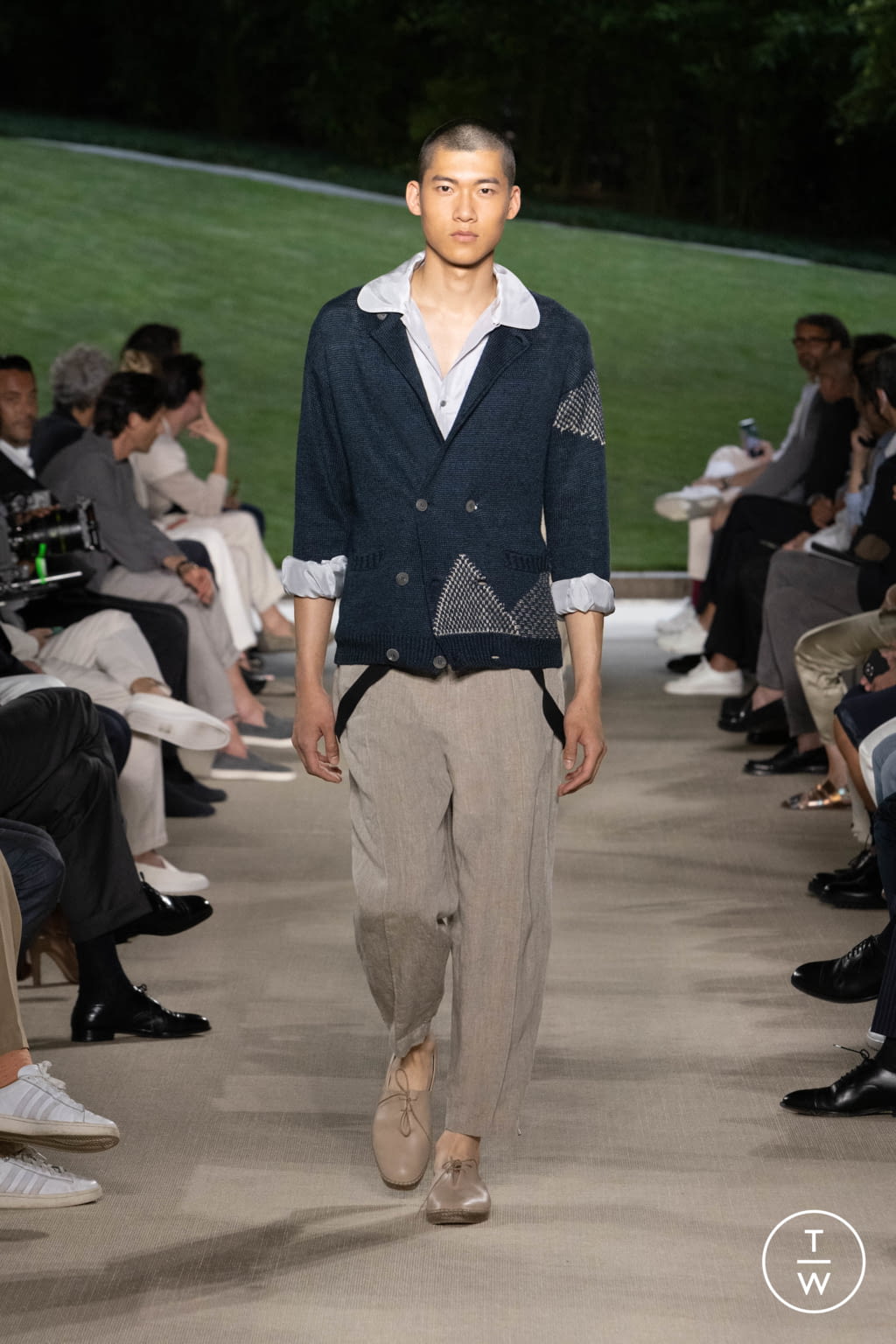 Fashion Week Milan Spring/Summer 2022 look 36 from the Giorgio Armani collection 男装