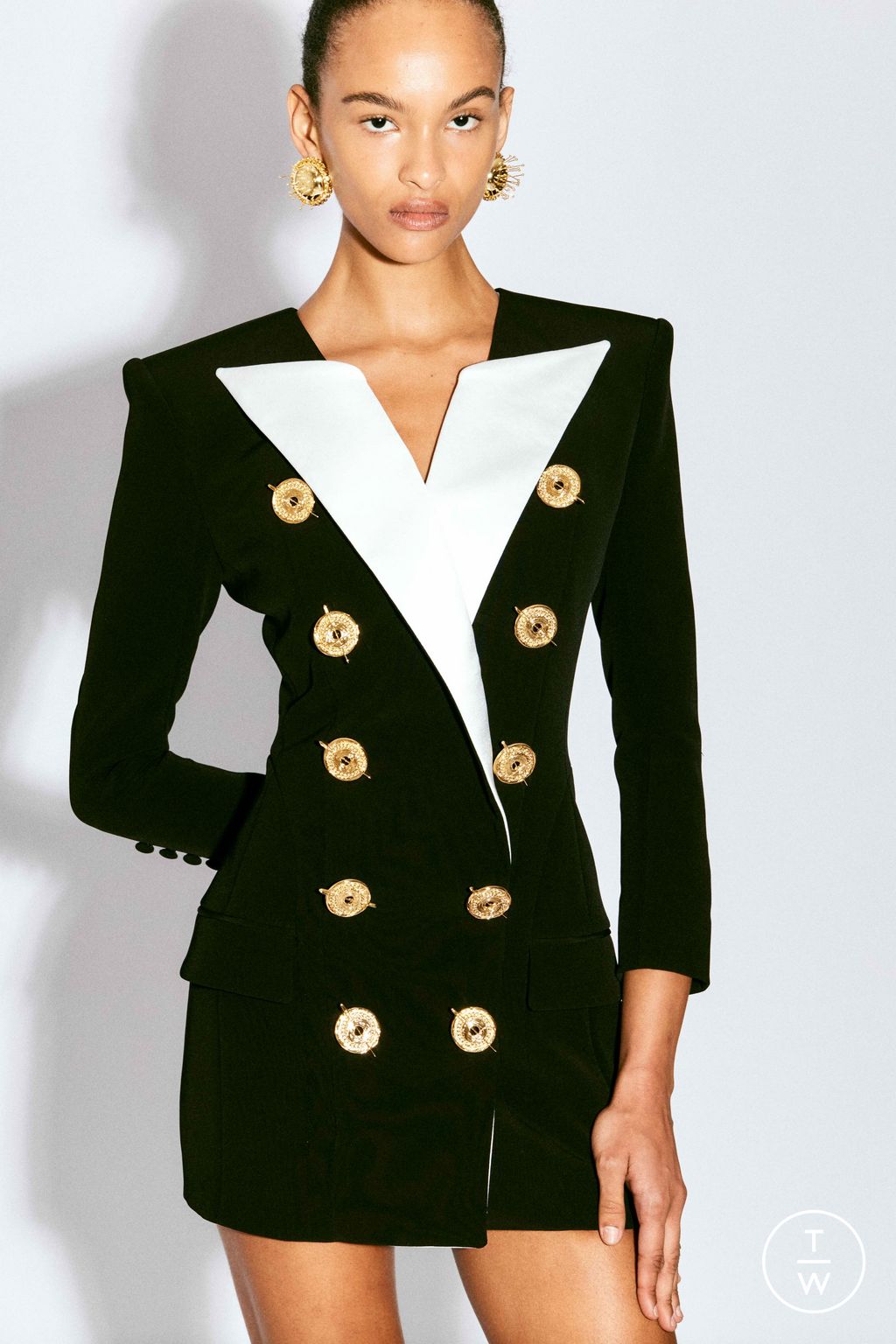Fashion Week Paris Resort 2025 look 36 from the Balmain collection womenswear
