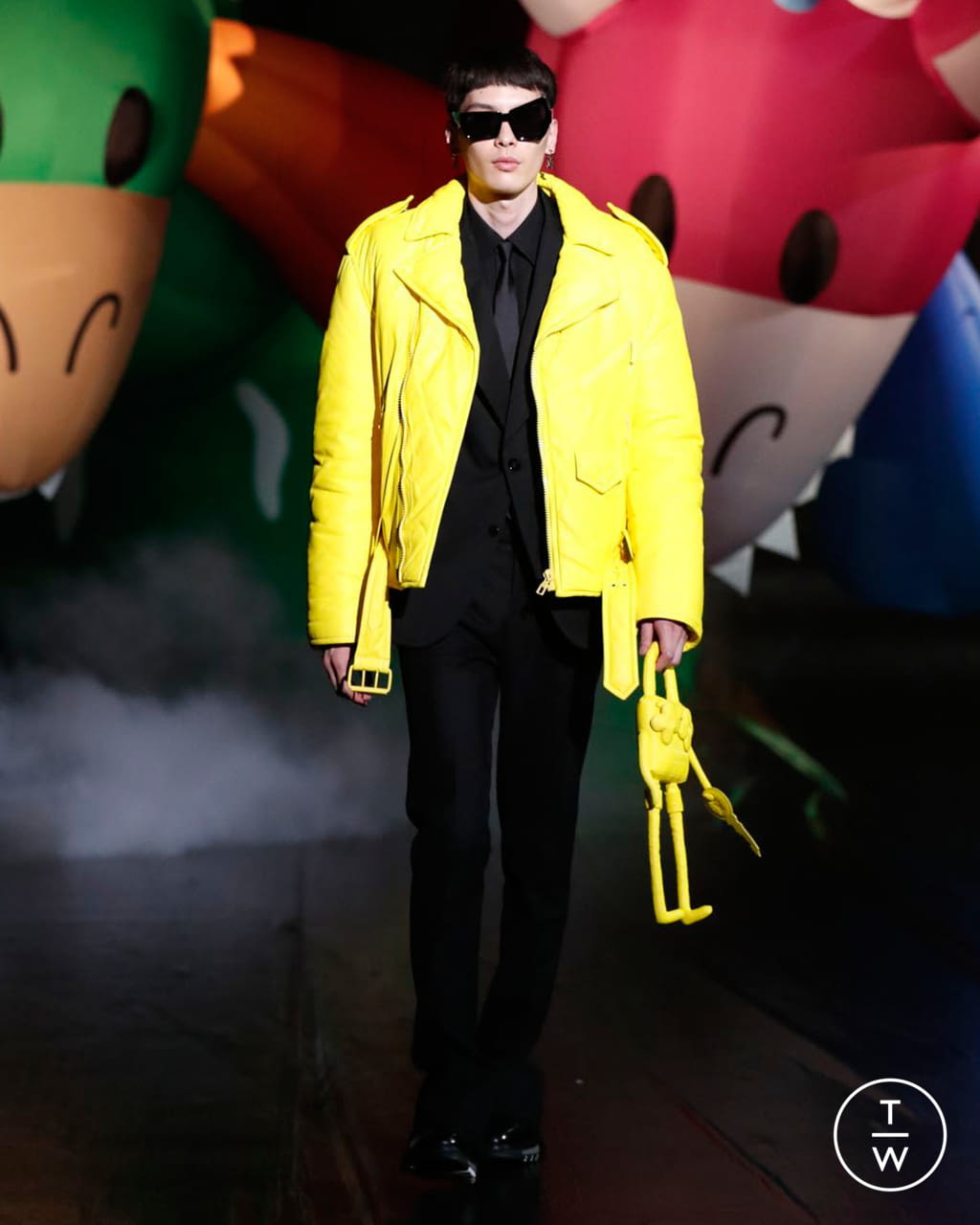 Fashion Week Paris Spring/Summer 2021 look 98 from the Louis Vuitton collection menswear