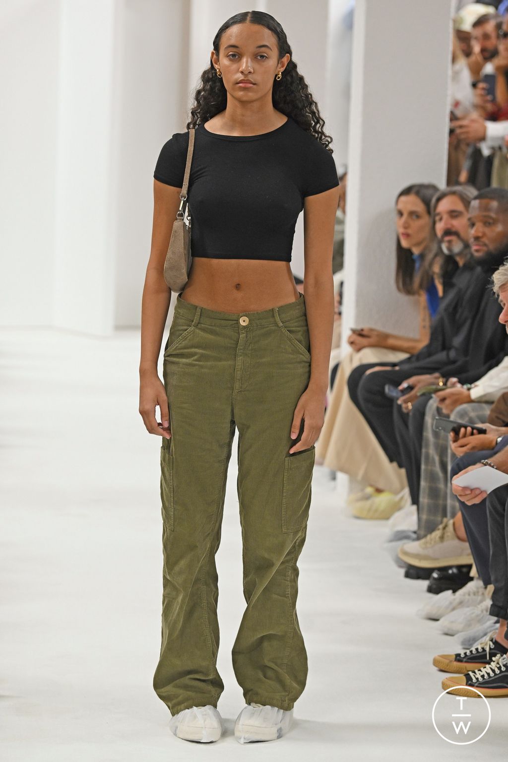 Fashion Week Milan Spring/Summer 2023 look 7 de la collection Sunnei womenswear