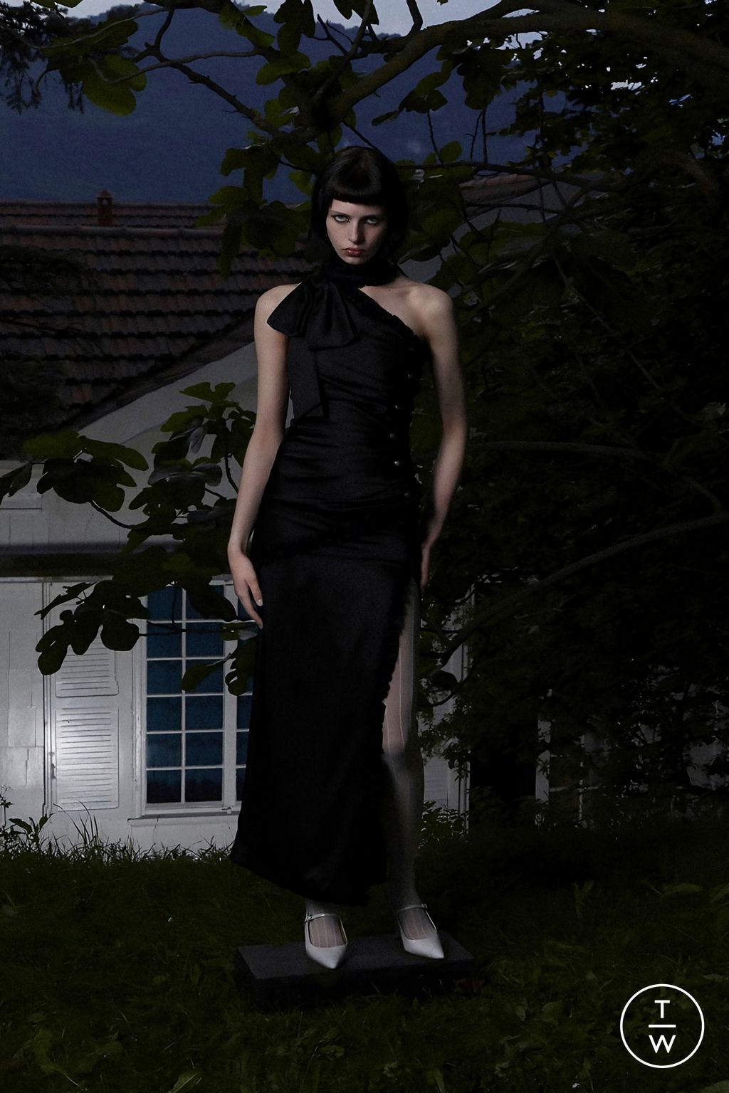 Fashion Week Paris Resort 2024 look 37 de la collection Alessandra Rich womenswear