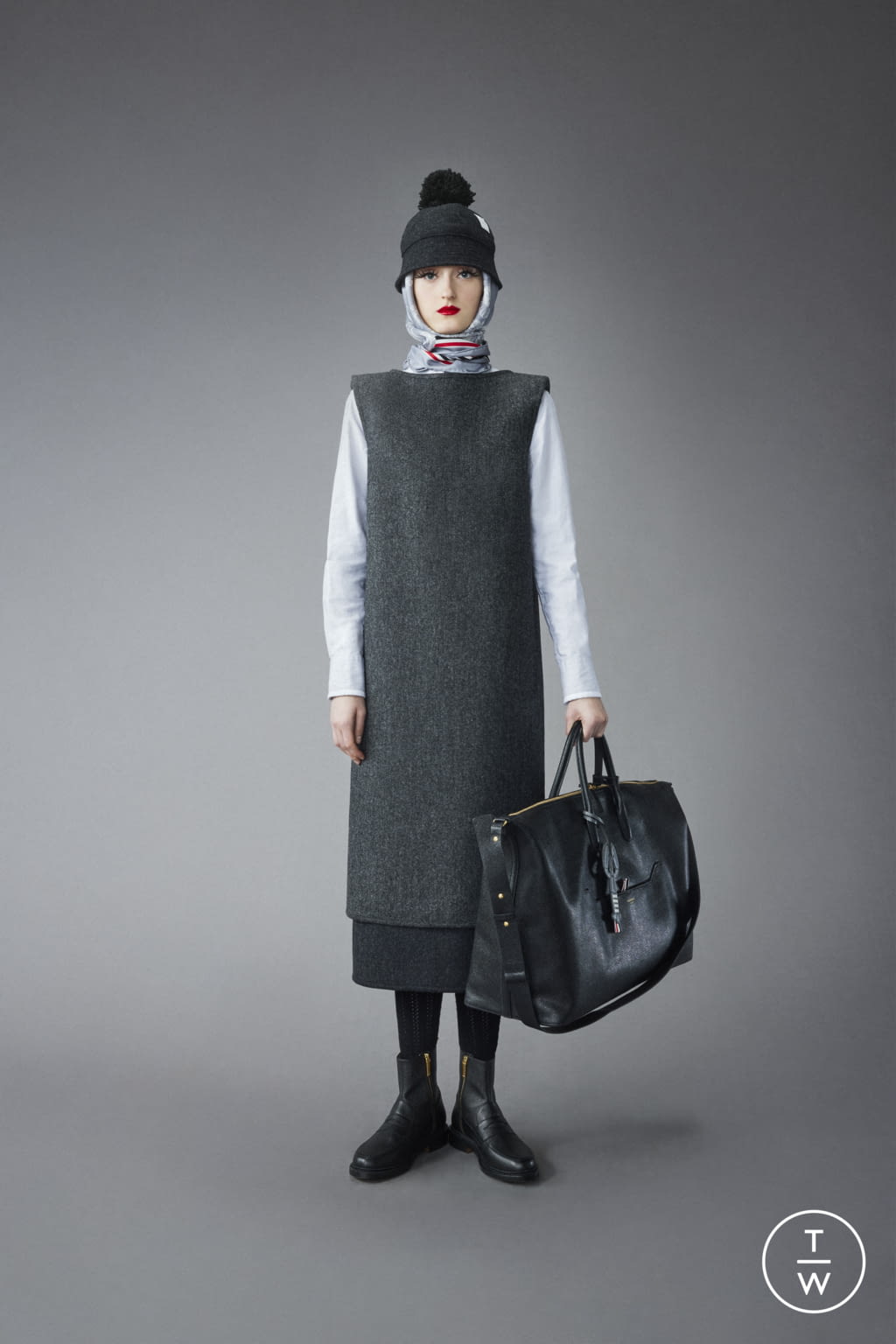 Fashion Week New York Pre-Fall 2022 look 37 from the Thom Browne collection 女装