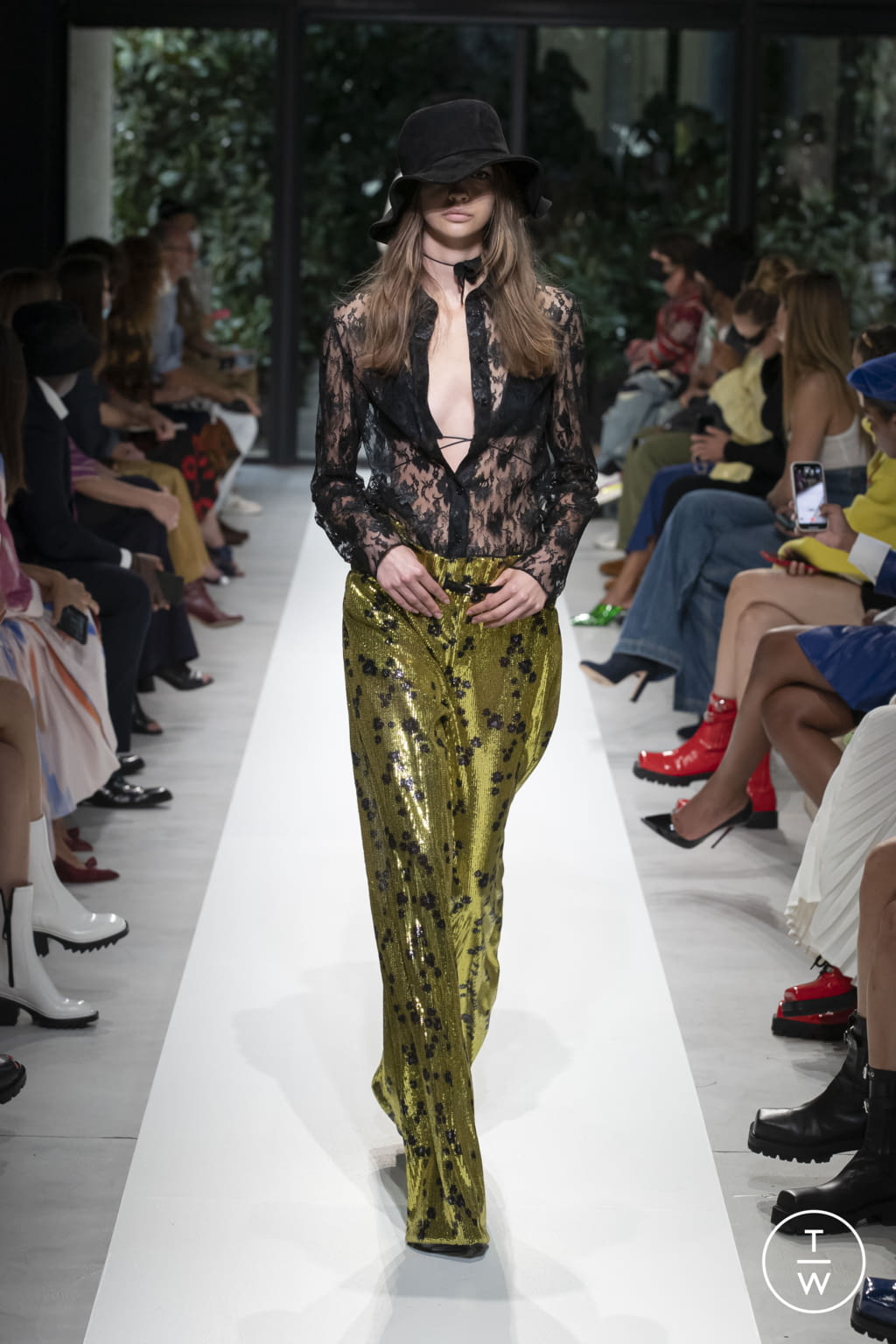 Fashion Week Milan Spring/Summer 2022 look 37 from the Philosophy di Lorenzo Serafini collection womenswear