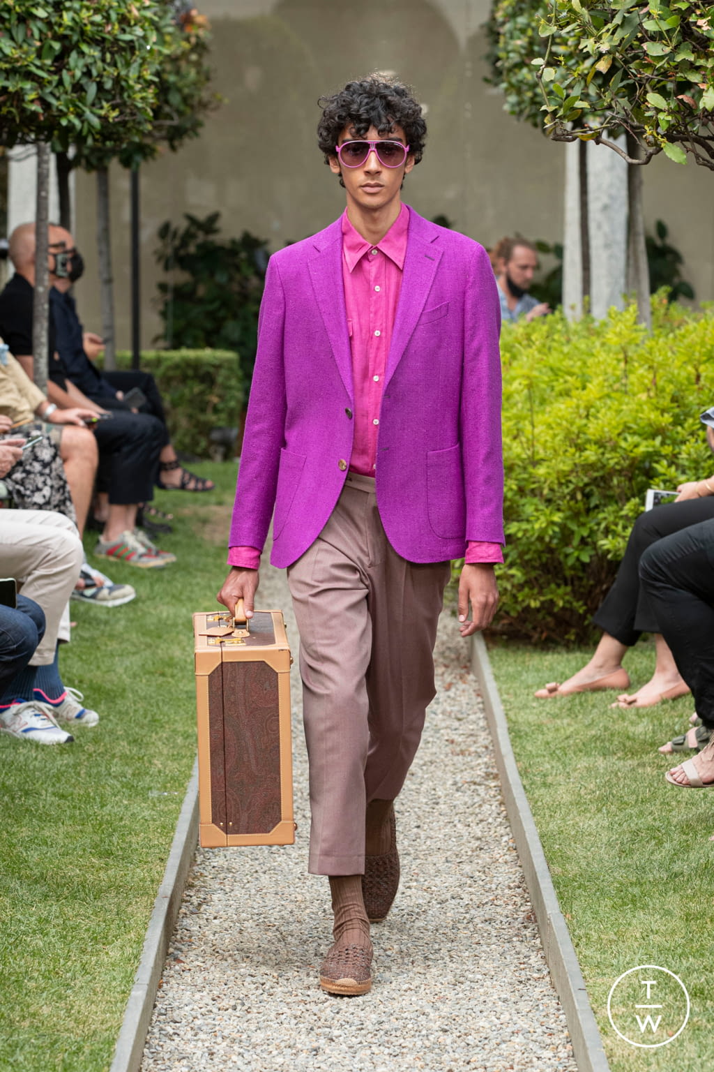Fashion Week Milan Spring/Summer 2021 look 37 from the Etro collection menswear