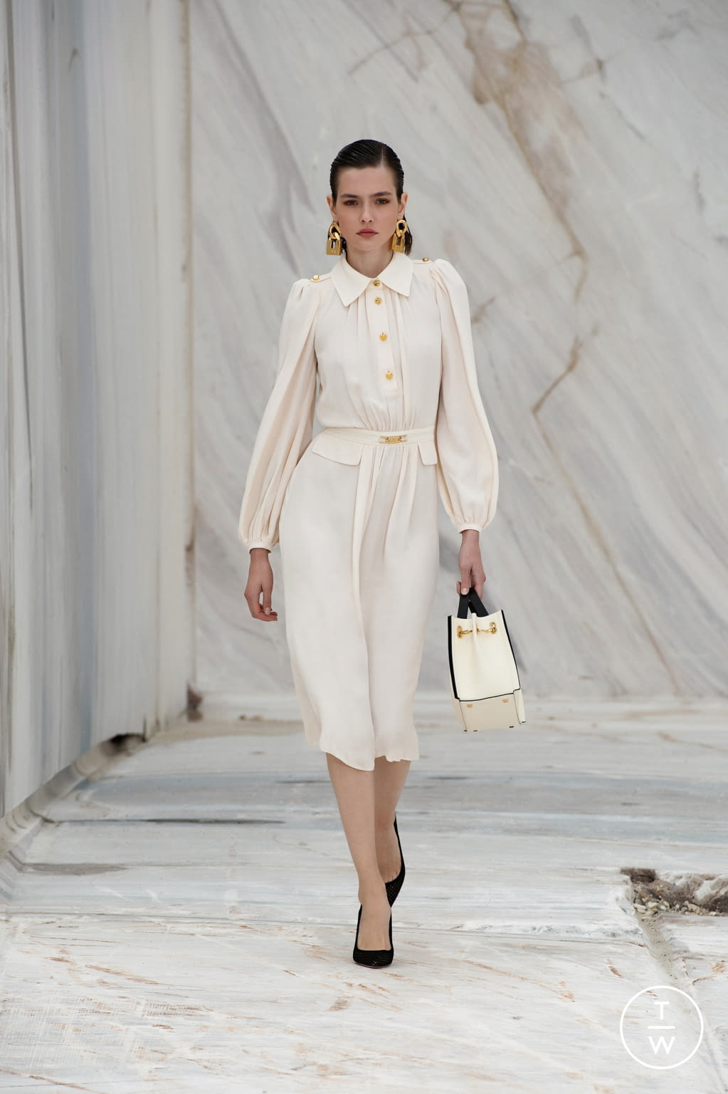 Fashion Week Milan Spring/Summer 2022 look 37 from the Elisabetta Franchi collection womenswear