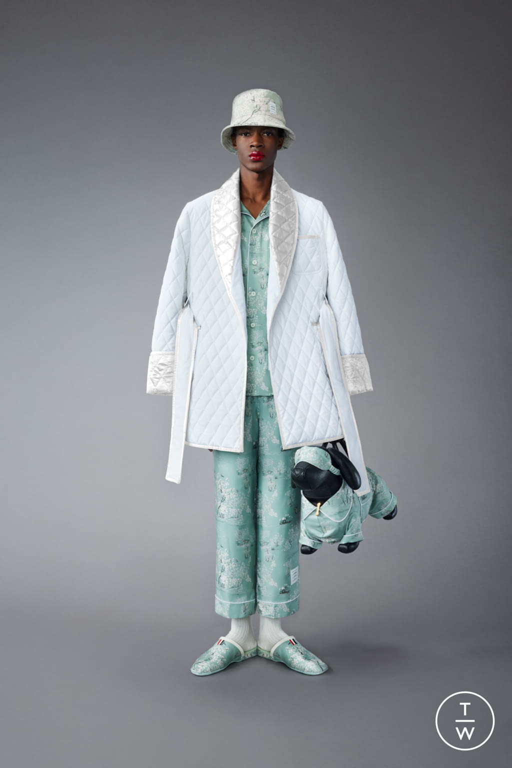 Fashion Week Paris Pre-Fall 2022 look 41 from the Thom Browne collection 男装