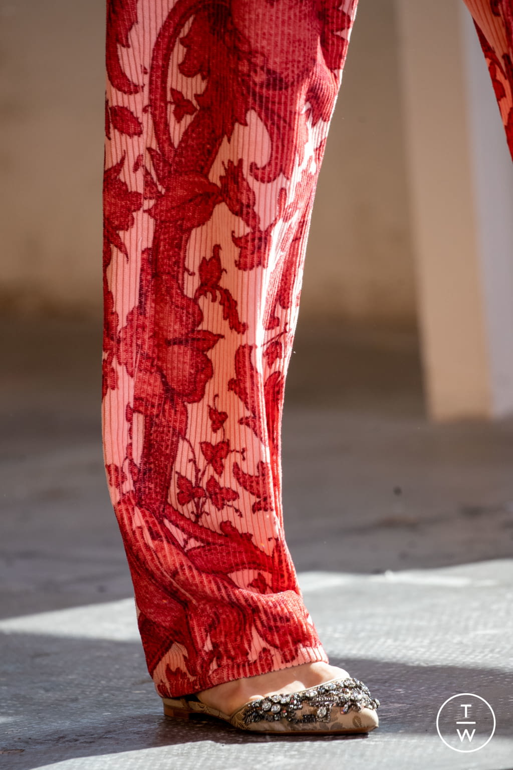 Fashion Week Milan Fall/Winter 2021 look 20 de la collection Etro womenswear accessories