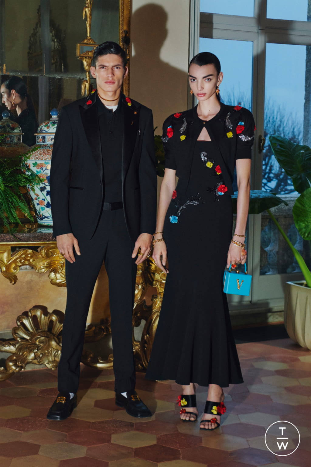 Fashion Week Milan Pre-Fall 2020 look 37 from the Versace collection 女装