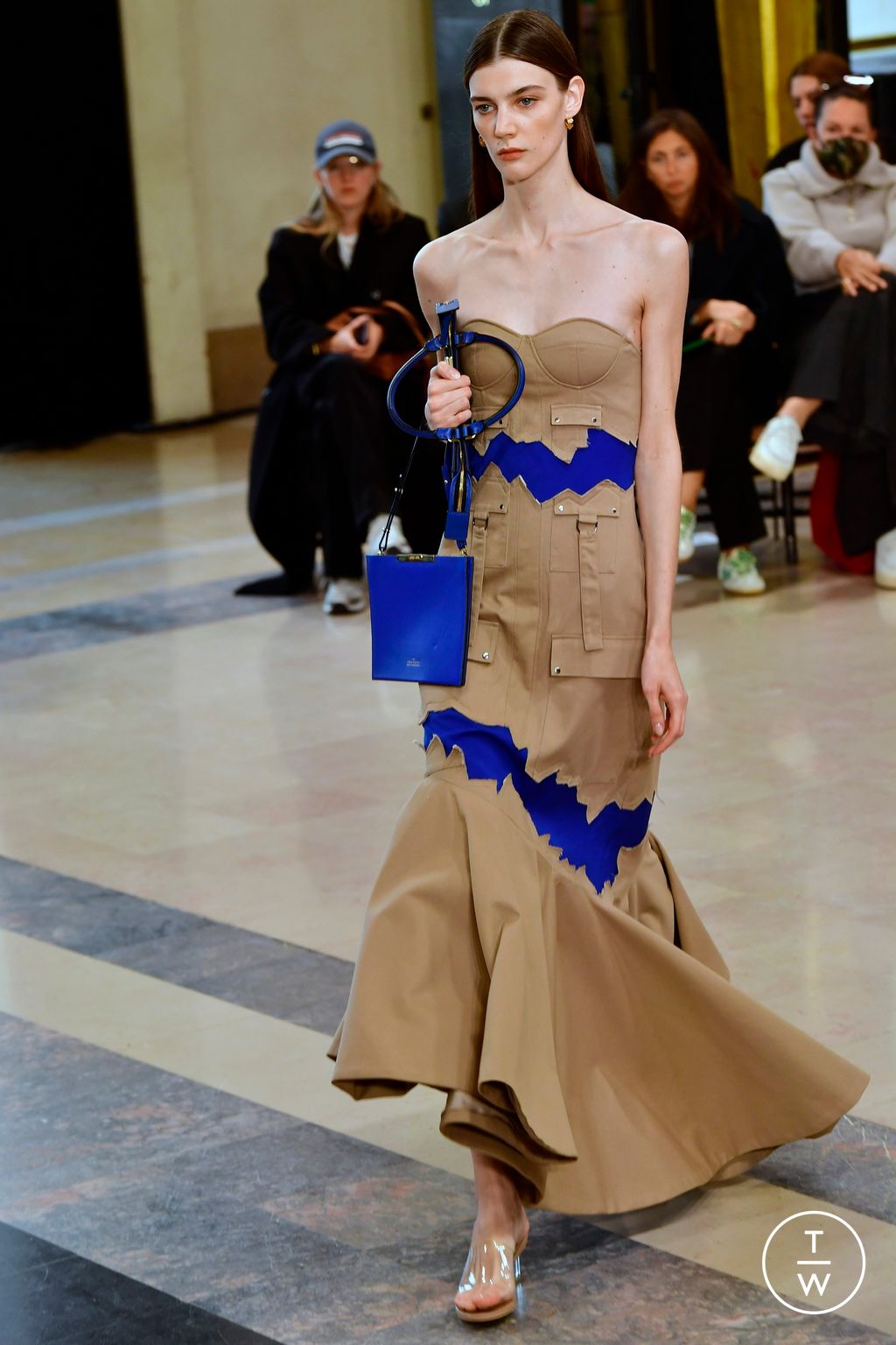 Fashion Week Paris Spring/Summer 2023 look 32 from the Rokh collection 女装