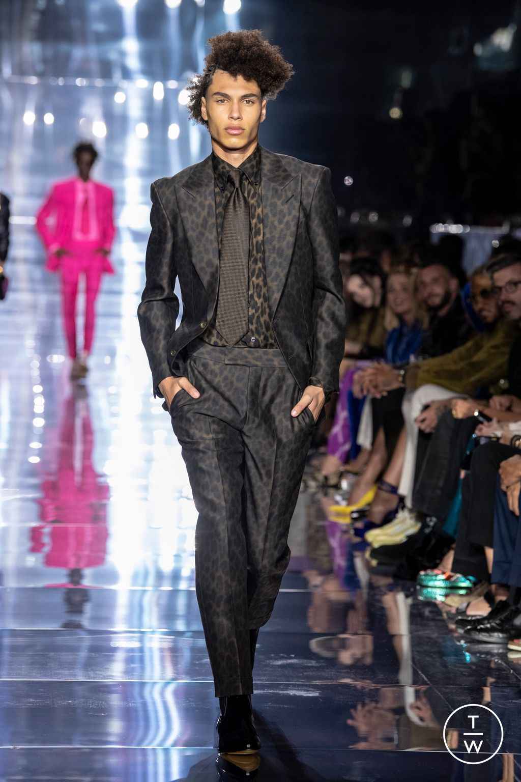 Fashion Week New York Spring/Summer 2023 look 23 from the Tom Ford collection 女装
