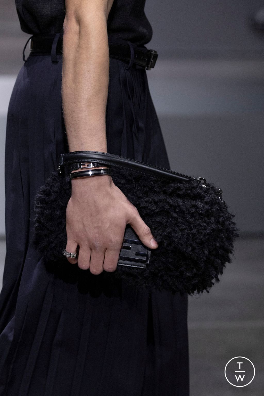 Fashion Week Paris Fall/Winter 2024 look 63 from the Fendi collection menswear accessories