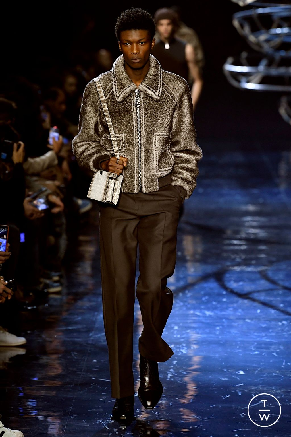Fashion Week Milan Fall/Winter 2023 look 8 from the Fendi collection menswear