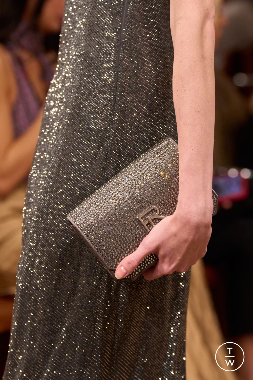 Fashion Week New York Fall/Winter 2024 look 37 de la collection Ralph Lauren womenswear accessories