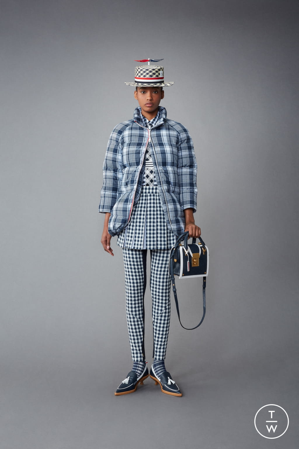 Fashion Week Paris Resort 2022 look 38 from the Thom Browne collection 女装