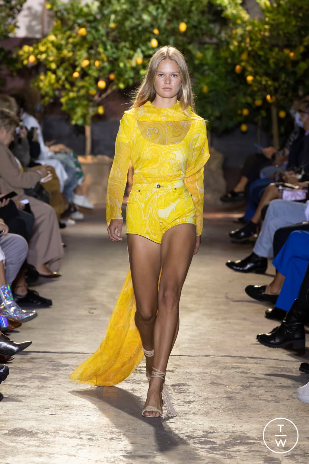 Fashion Week Milan Spring/Summer 2021 look 38 de la collection Etro womenswear