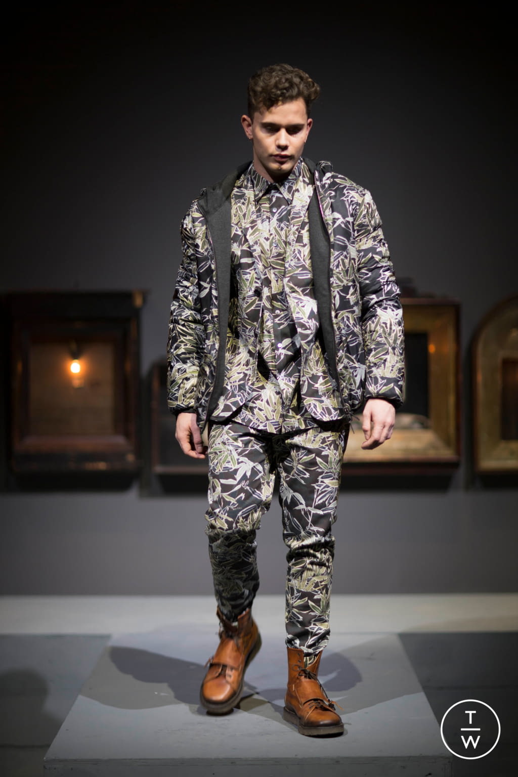 Fashion Week Milan Fall/Winter 2017 look 38 from the Antonio Marras collection menswear