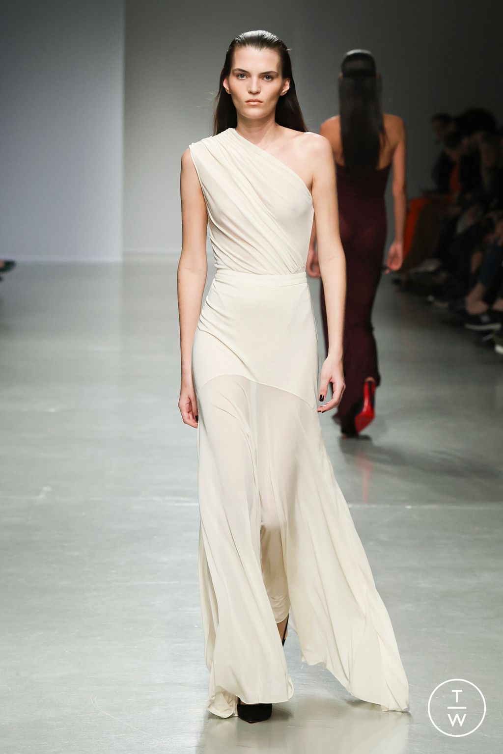 Fashion Week Paris Fall/Winter 2025 look 38 from the Atlein collection womenswear