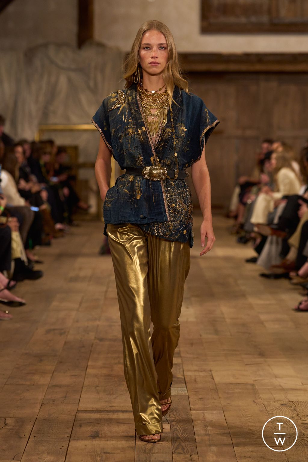 Fashion Week New York Spring/Summer 2024 look 38 from the Ralph Lauren collection 女装