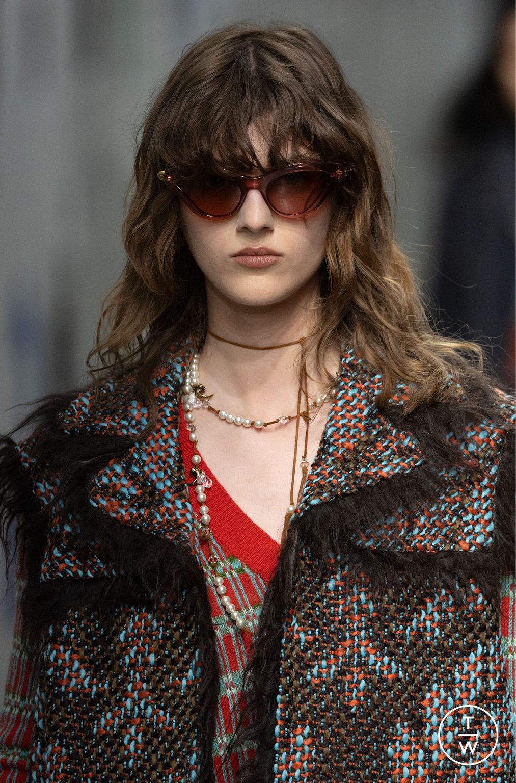 Fashion Week Milan Fall/Winter 2025 look 38 from the Etro collection 女装配饰