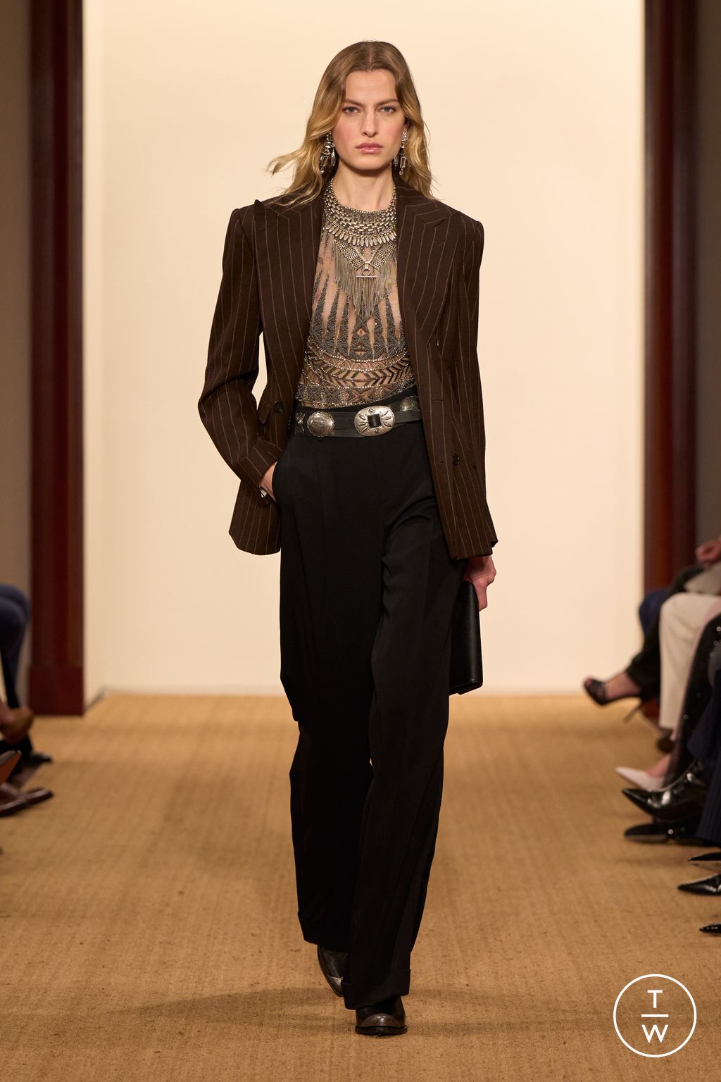 Fashion Week New York Fall/Winter 2024 look 38 from the Ralph Lauren collection womenswear
