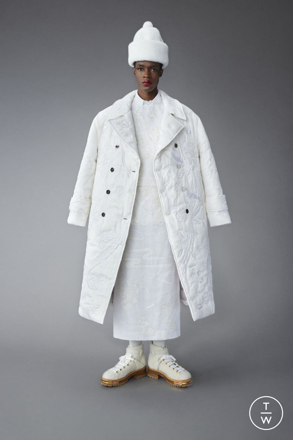 Fashion Week Paris Pre-Fall 2022 look 42 from the Thom Browne collection menswear