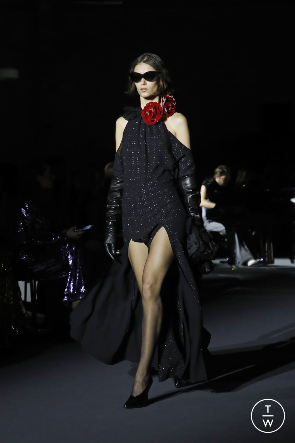 Fashion Week Milan Fall/Winter 2022 look 38 from the Philosophy di Lorenzo Serafini collection 女装
