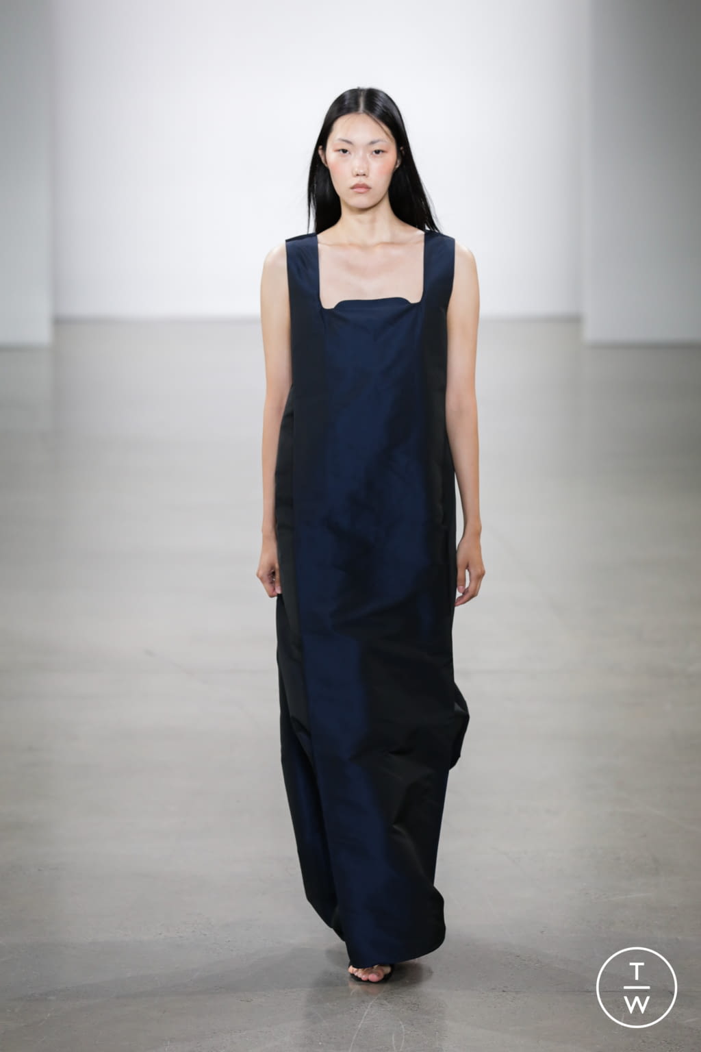 Fashion Week New York Spring/Summer 2022 look 38 from the Bevza collection 女装