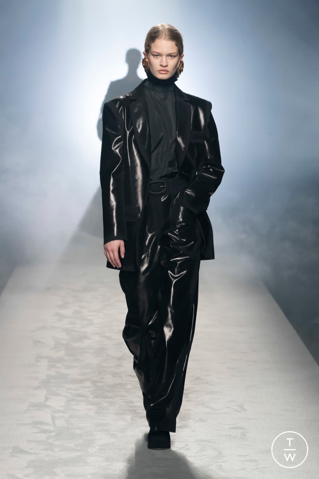 Fashion Week Milan Fall/Winter 2021 look 38 de la collection Alberta Ferretti womenswear