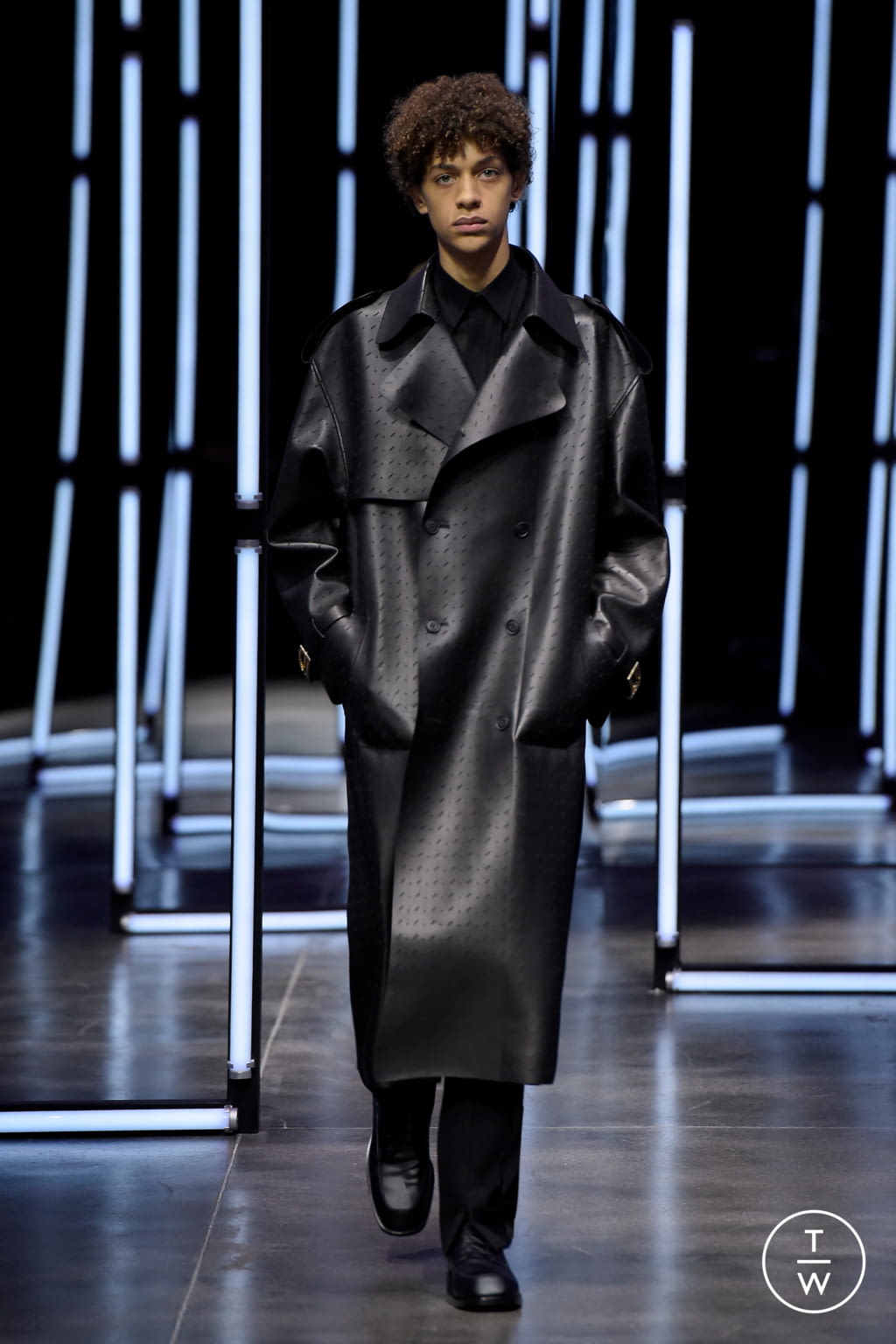 Fashion Week Milan Fall/Winter 2021 look 38 from the Fendi collection 男装