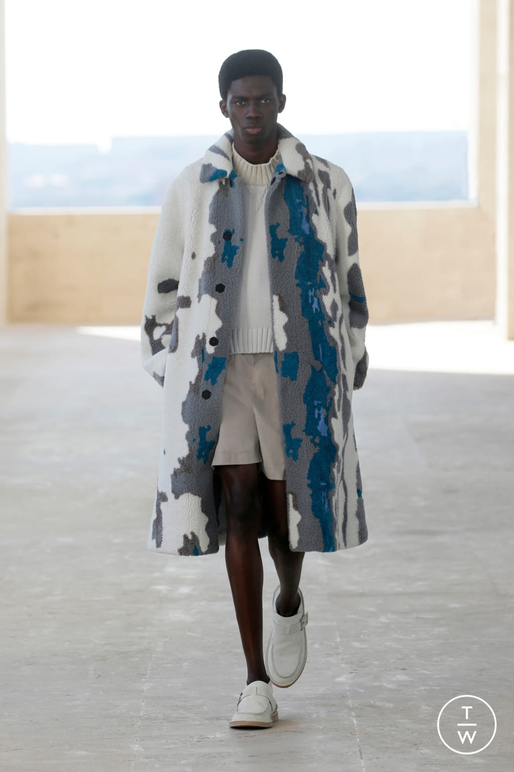 Fashion Week Milan Spring/Summer 2022 look 38 from the Fendi collection menswear