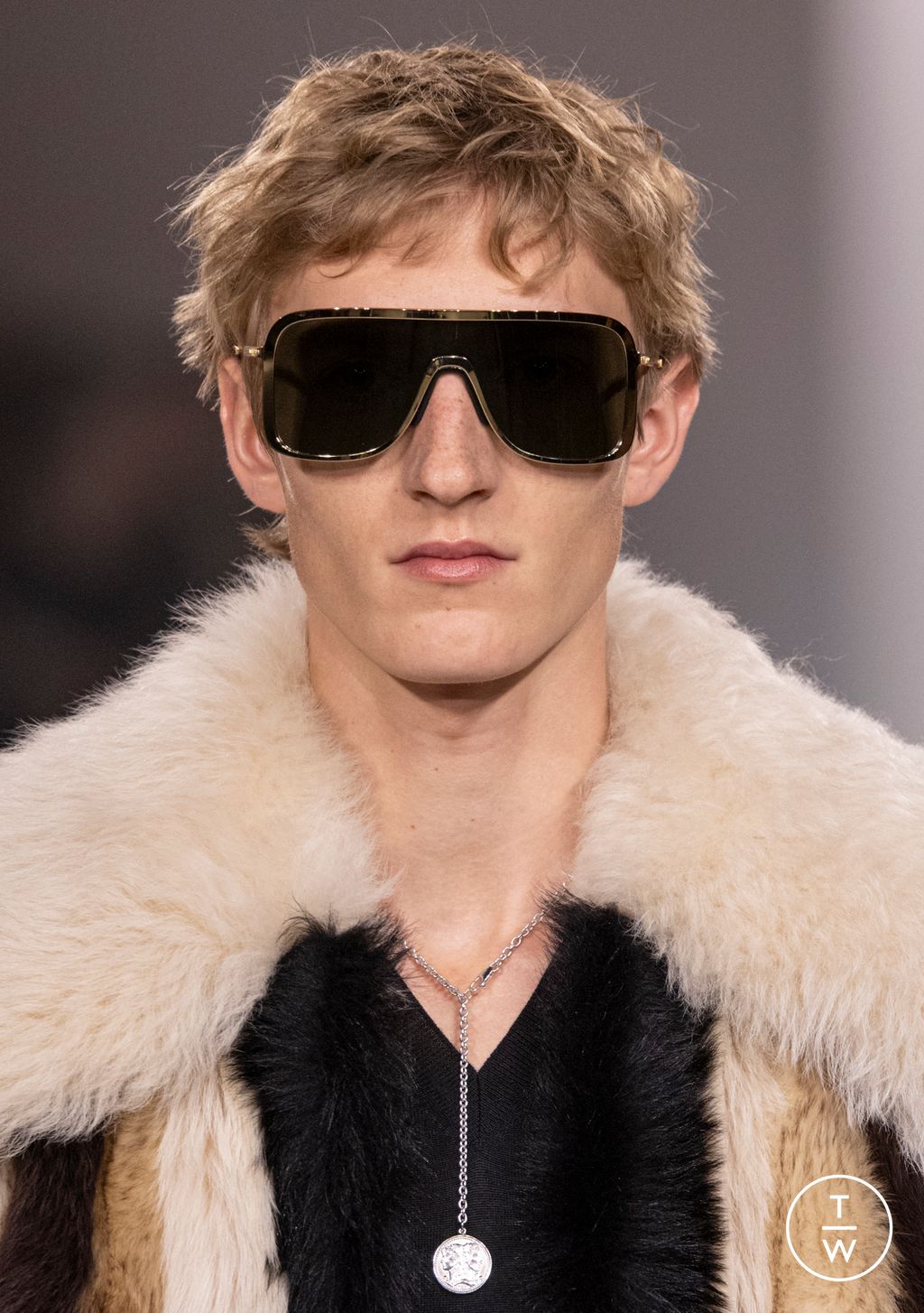 Fashion Week Milan Fall/Winter 2026 look 51 from the Fendi collection 女装配饰