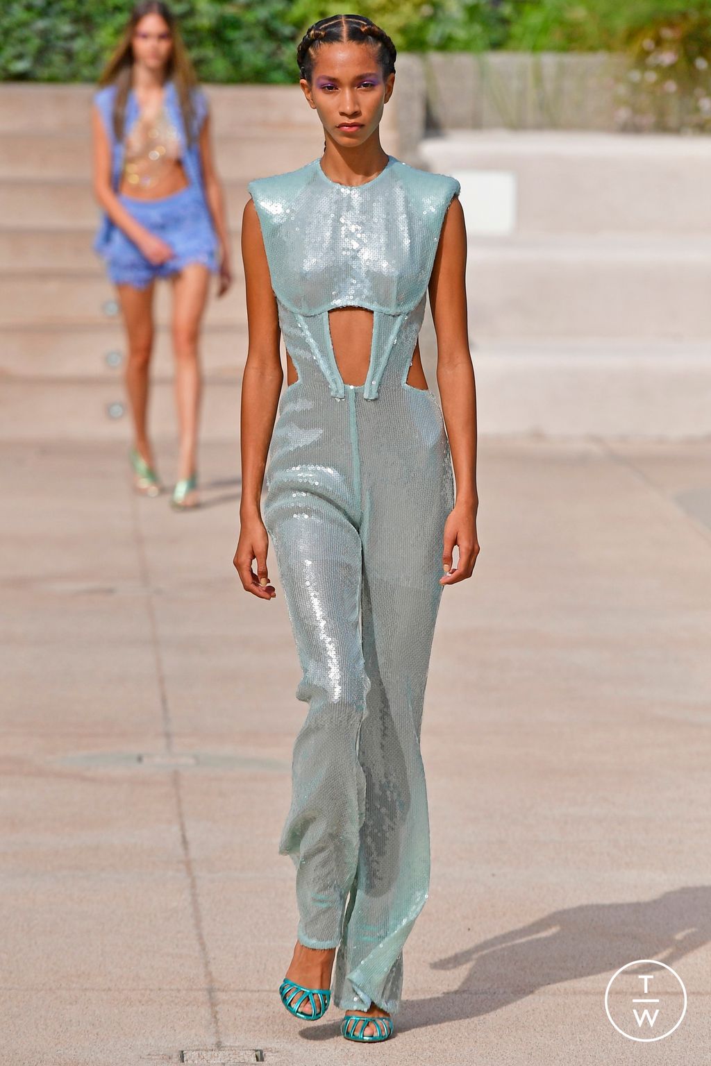 Fashion Week Milan Spring/Summer 2023 look 32 from the Genny collection womenswear